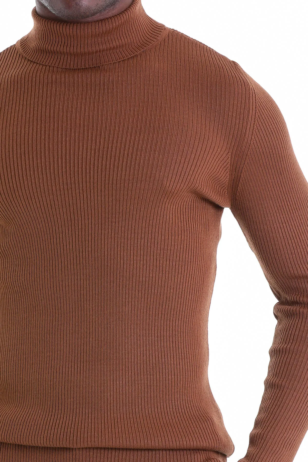 Comfort Fit Wool Blend Tobacco Turtleneck Sweater