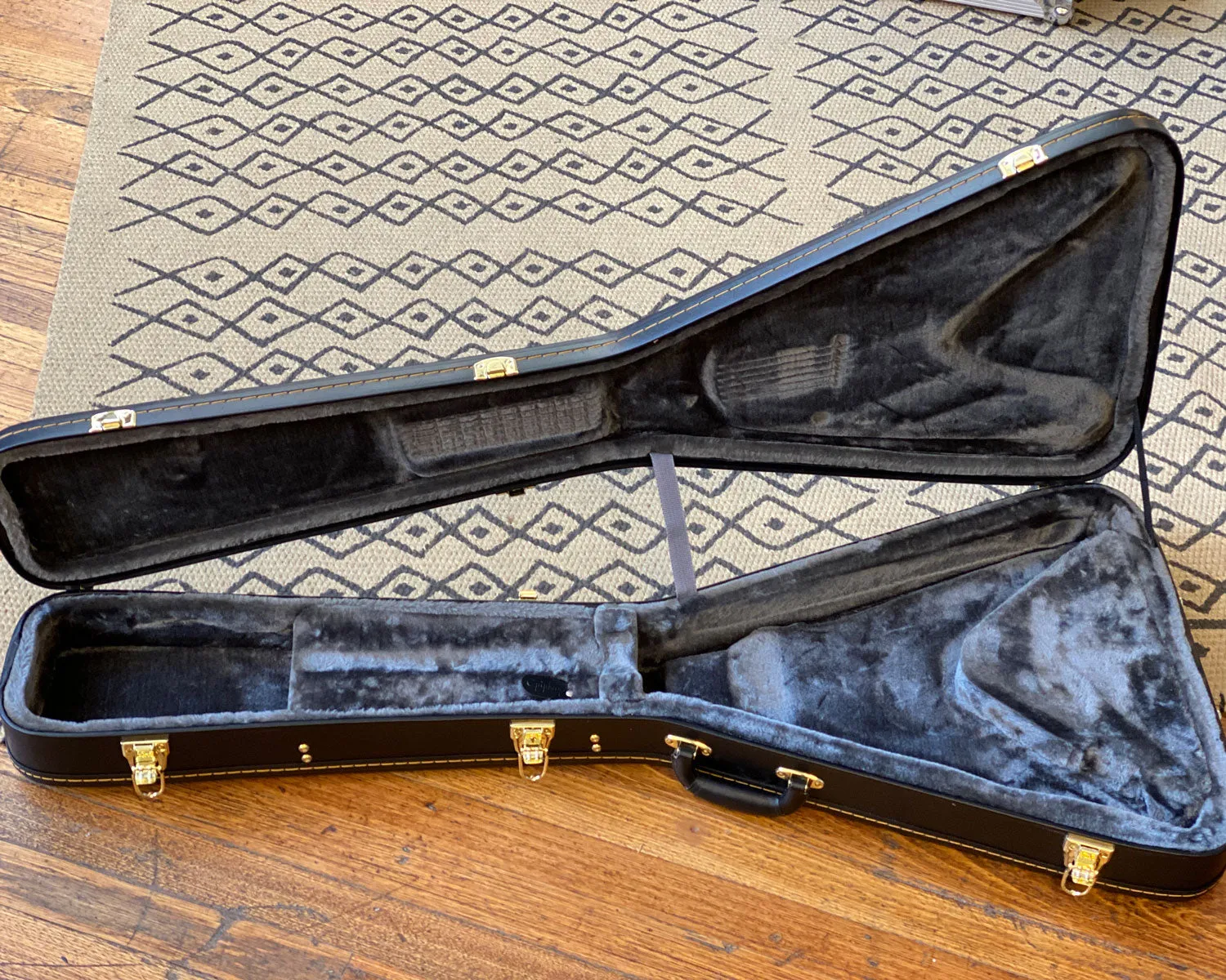 Epiphone Flying V Deluxe Hardshell Case